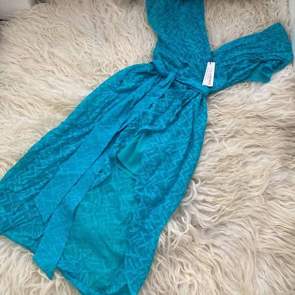 ALICE AND OLIVIA Darva Wrap-effect Swiss-dot Silk And Cotton-blend Midi Dress - Picture 3 of 15